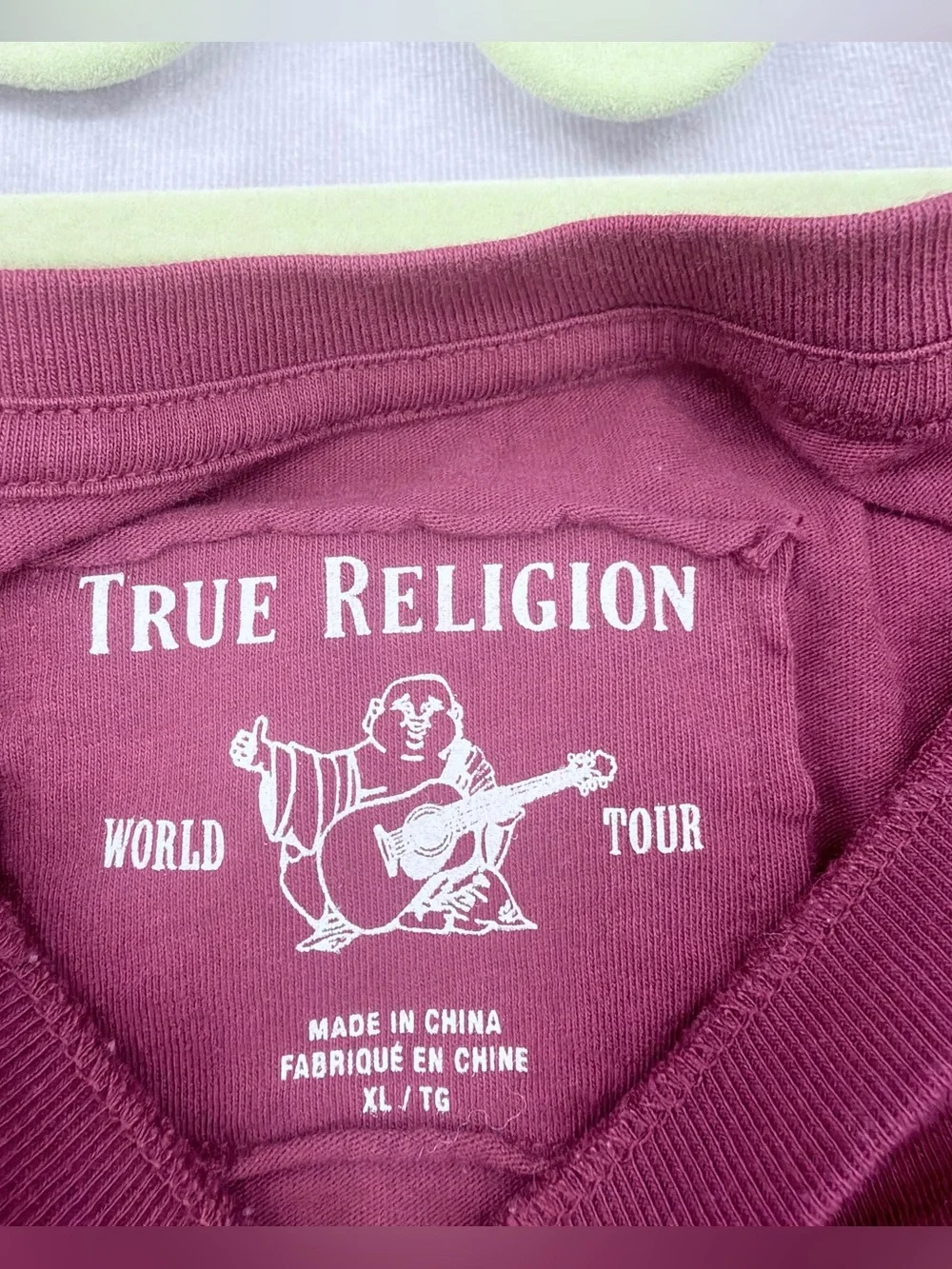 True Religion Maroon Tee with White Guitar Logo men’s XL